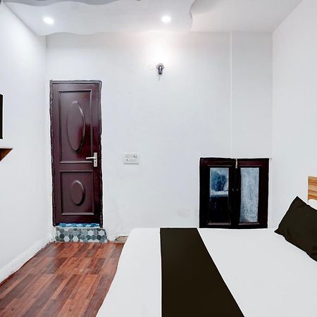 Hotel O Le Empire Stay House Nowe Delhi Zewnętrze zdjęcie