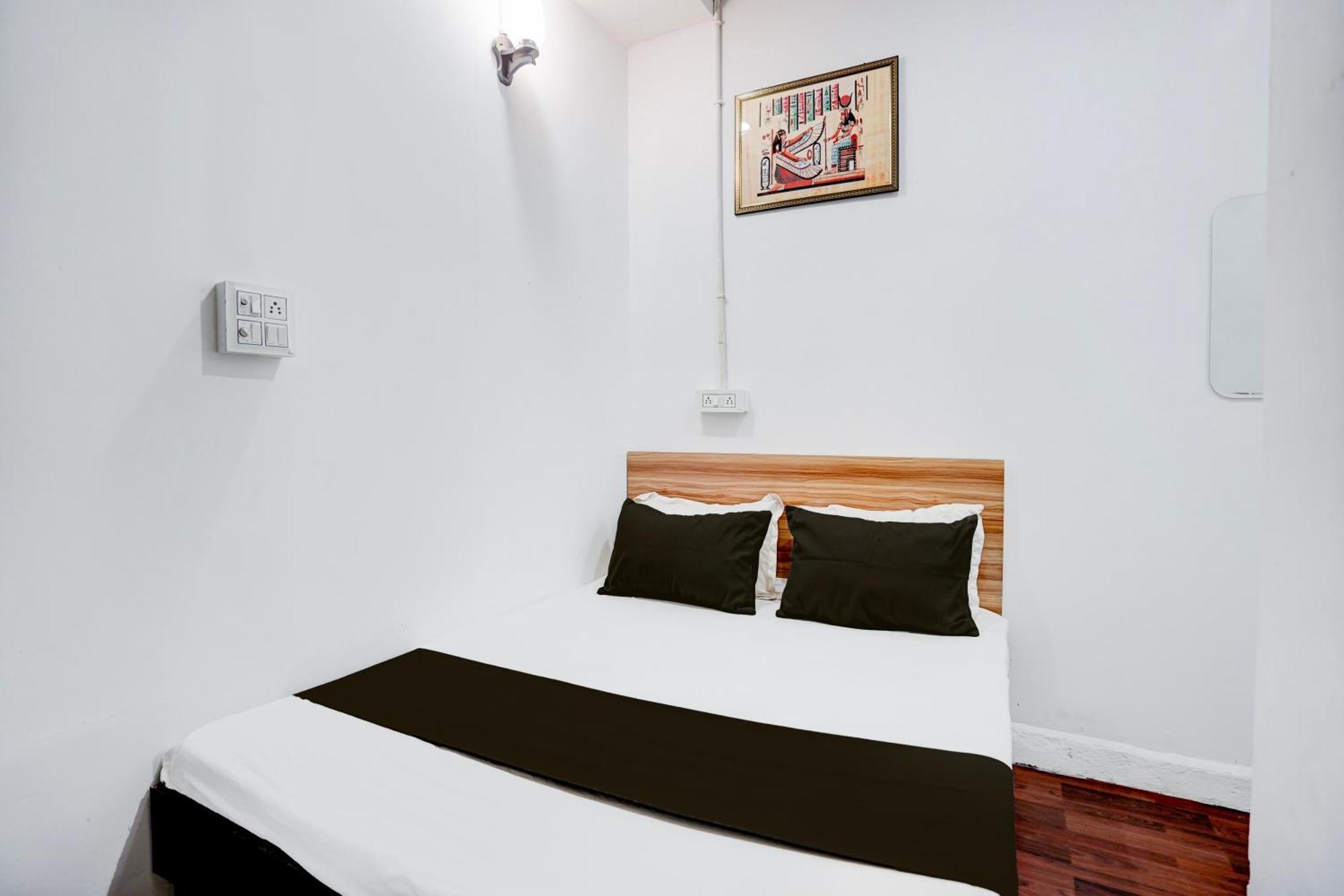 Hotel O Le Empire Stay House Nowe Delhi Zewnętrze zdjęcie